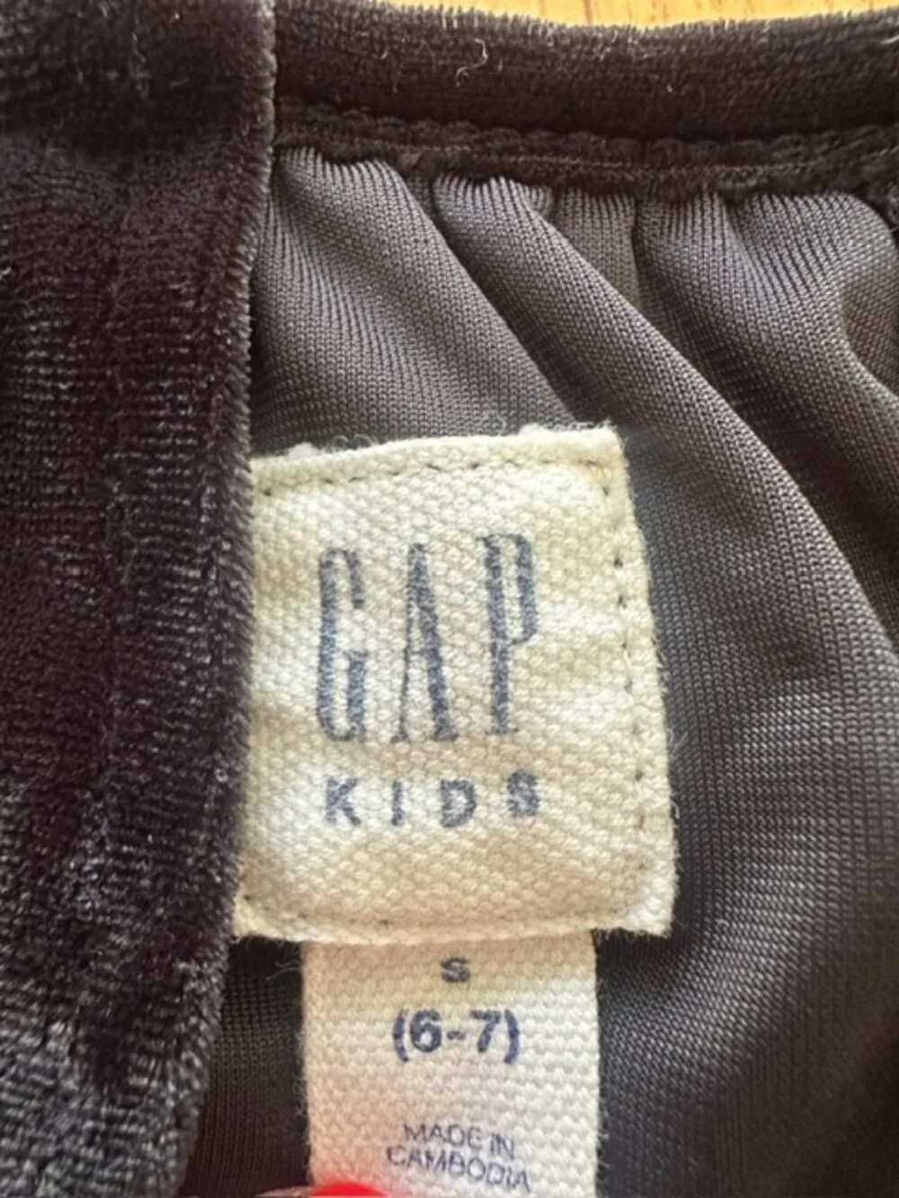 Gap Black Velvet Short Sleeve Girls Dress Size S (6-7)